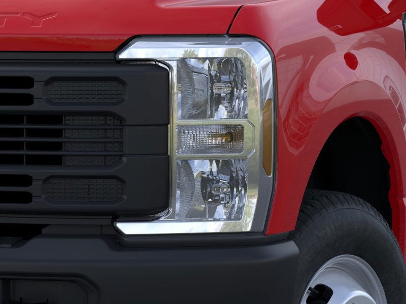 2025 Ford Chassis Cab F-350® XL