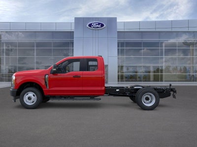 2025 Ford Chassis Cab F-350® XL