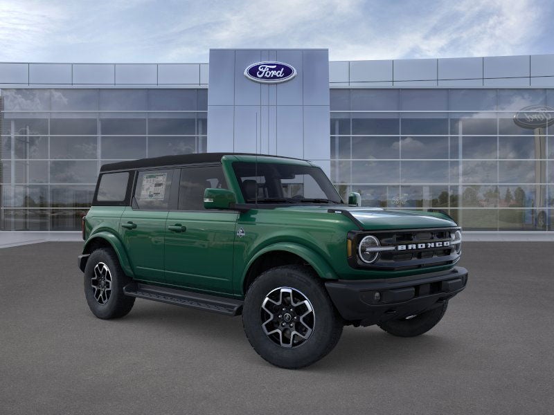 2025 Ford Bronco Outer Banks®