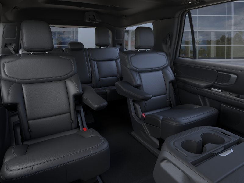 2025 Ford Expedition Platinum®
