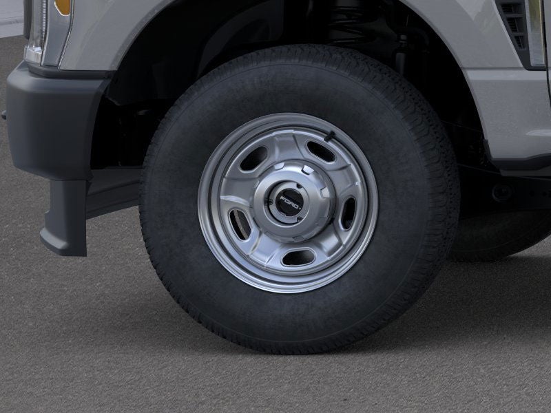 2025 Ford Super Duty F-350® XL