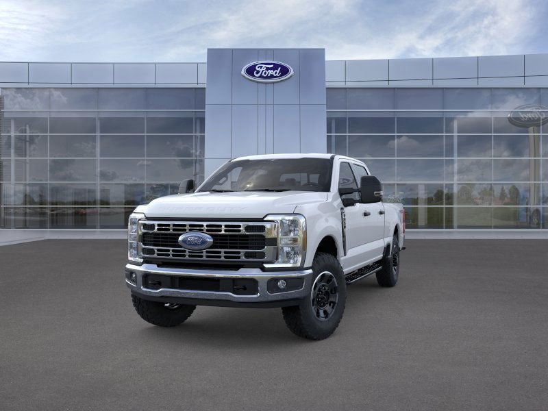 2025 Ford Super Duty F-350® XLT