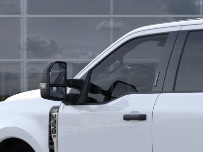 2025 Ford Super Duty F-350® XLT