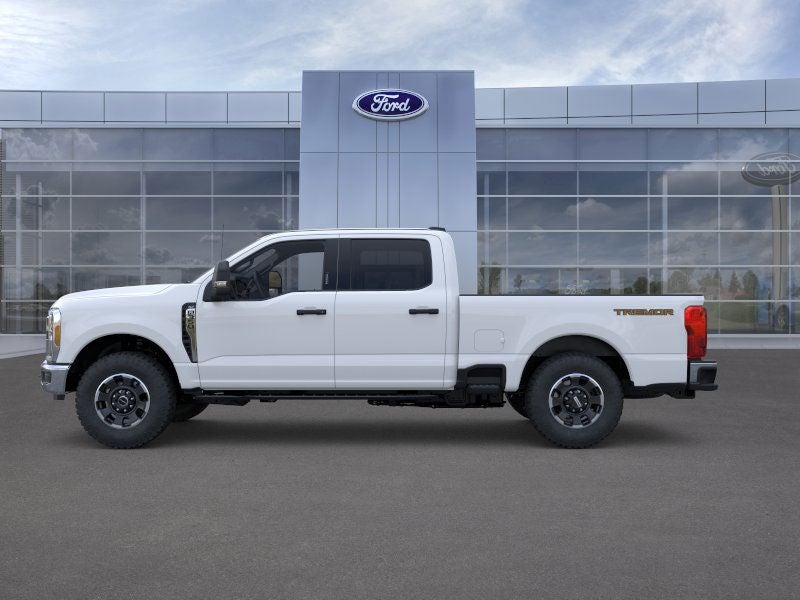 2025 Ford Super Duty F-350® XLT