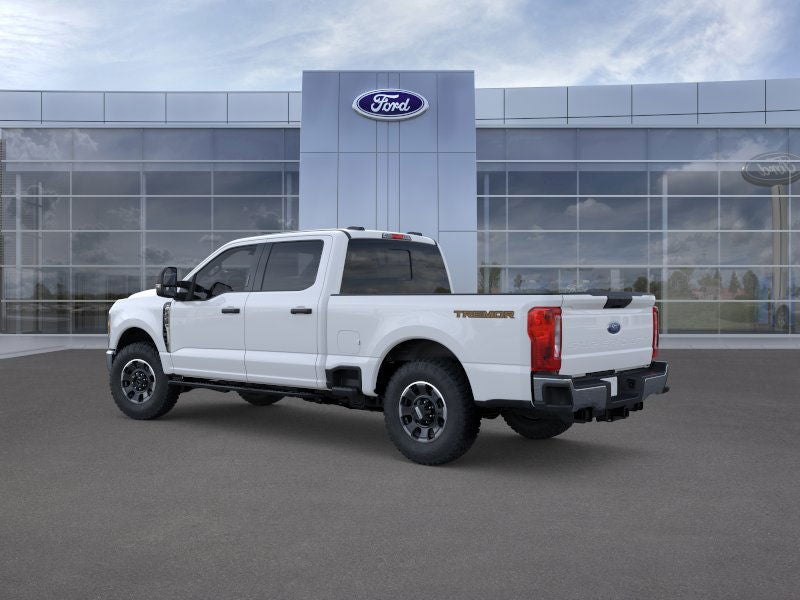 2025 Ford Super Duty F-350® XLT