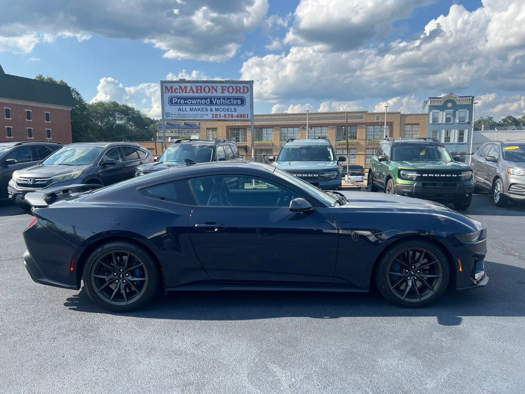 2025 Ford Mustang Dark Horse