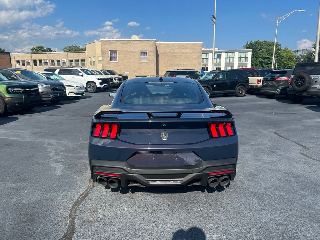 2025 Ford Mustang Dark Horse