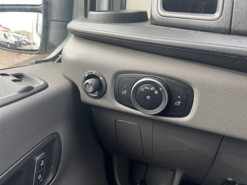 2022 Ford Transit-350 Base 156 WB