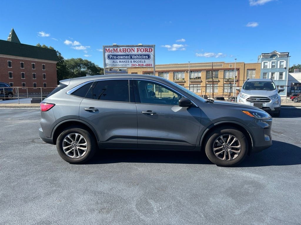 Used 2022 Ford Escape SE with VIN 1FMCU9G60NUB24863 for sale in Norwalk, CT