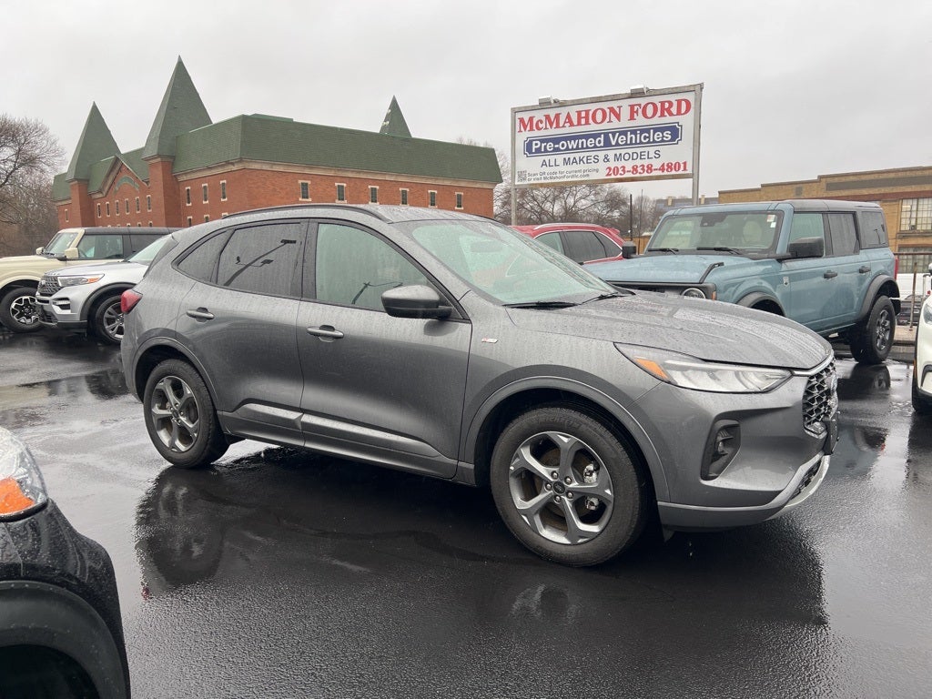 2023 Ford Escape Hybrid ST-Line Select