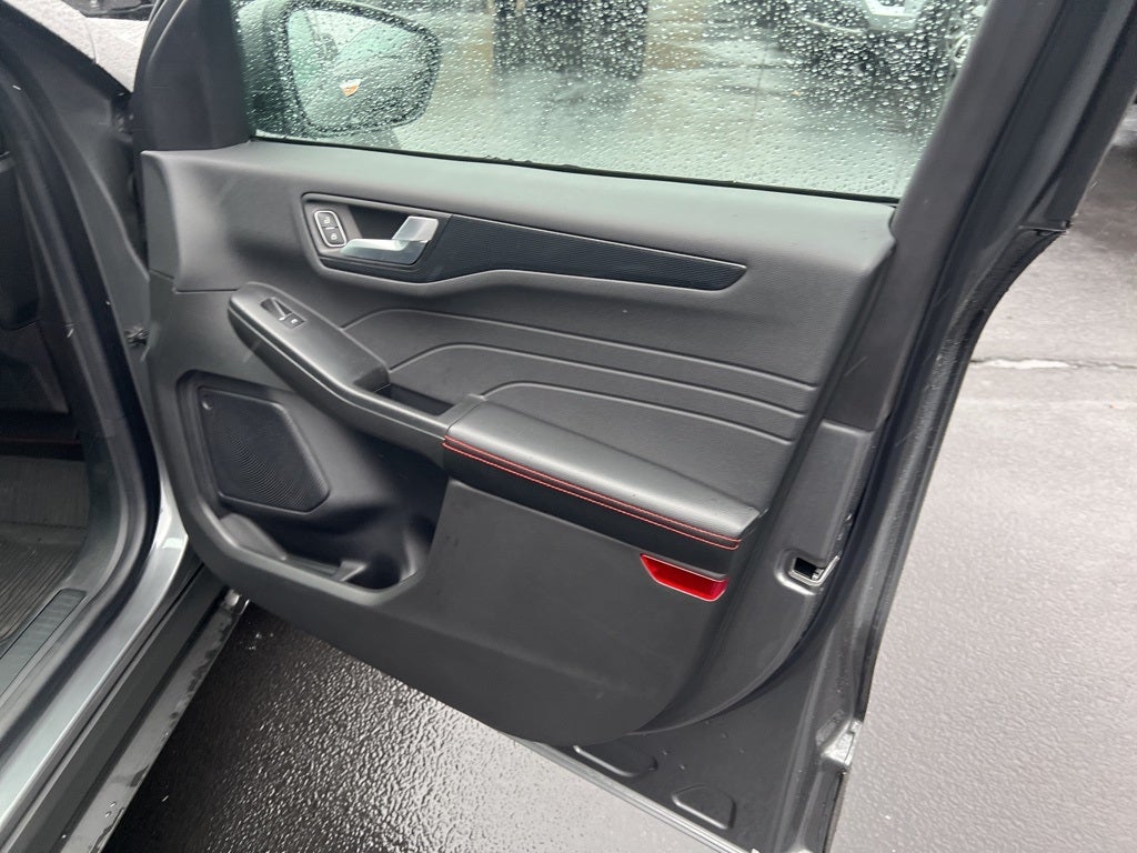 2023 Ford Escape Hybrid ST-Line Select