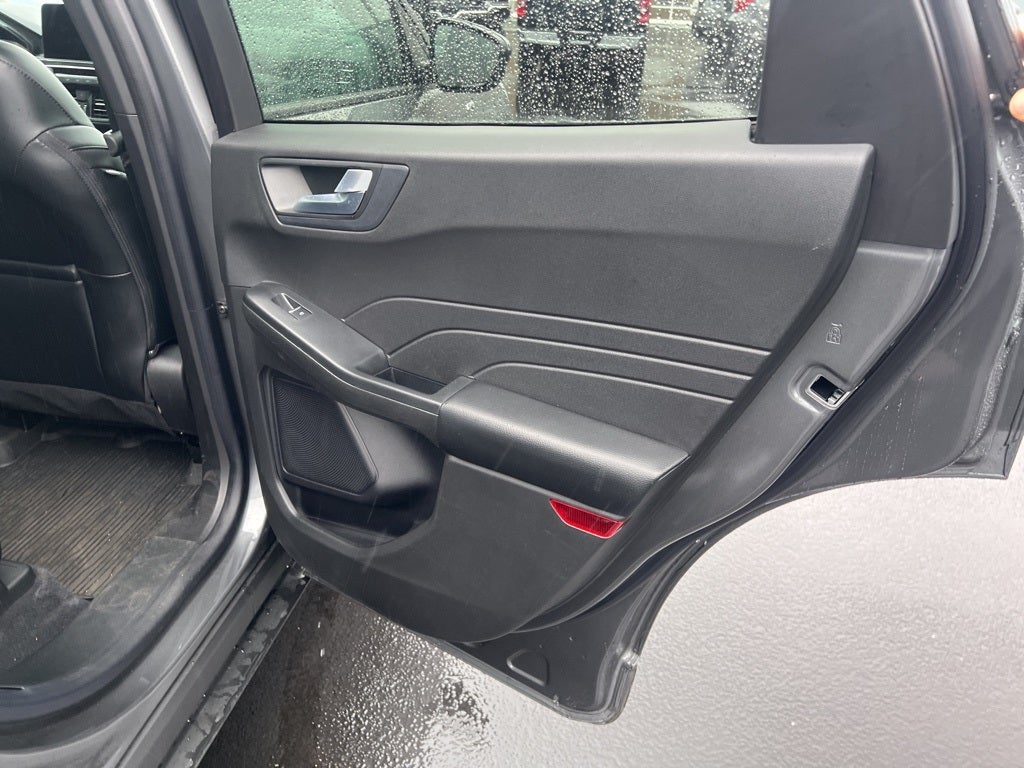 2023 Ford Escape Hybrid ST-Line Select