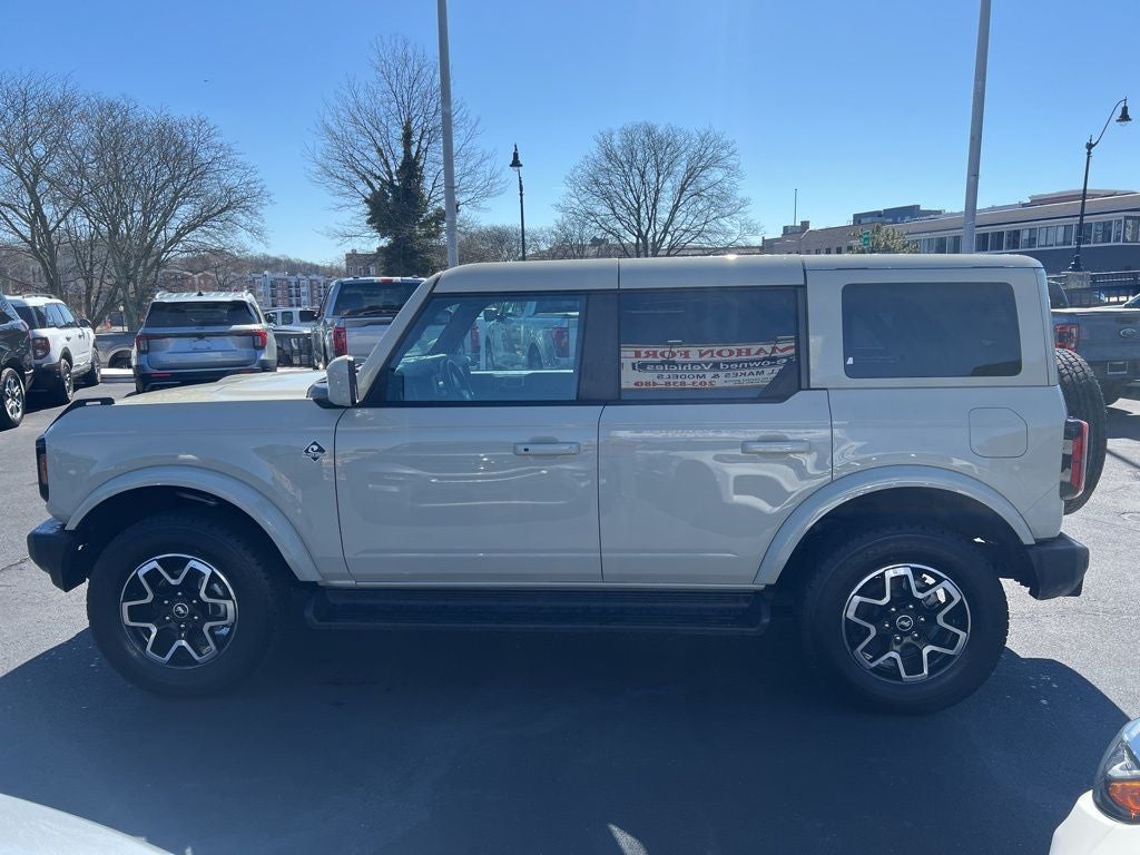 2025 Ford Bronco Outer Banks