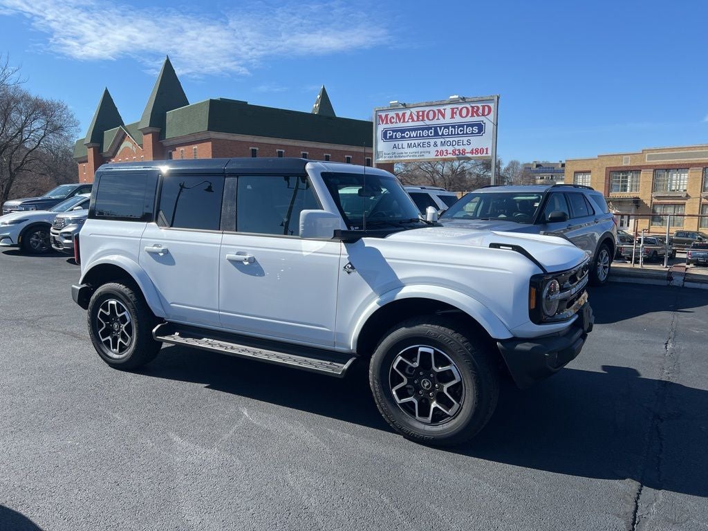 2025 Ford Bronco Outer Banks