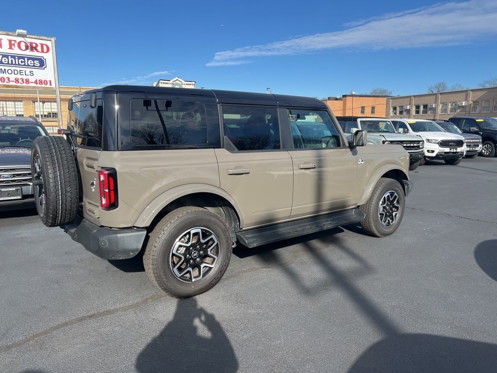 2025 Ford Bronco Outer Banks