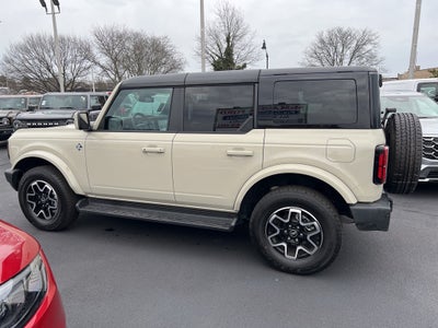 2025 Ford Bronco Outer Banks