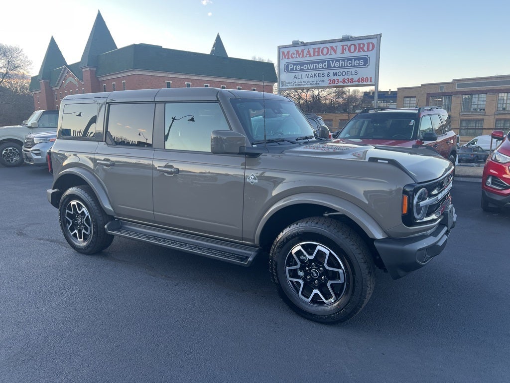 2025 Ford Bronco Outer Banks