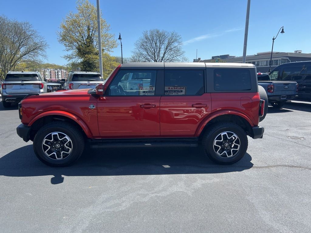 2024 Ford Bronco Outer Banks