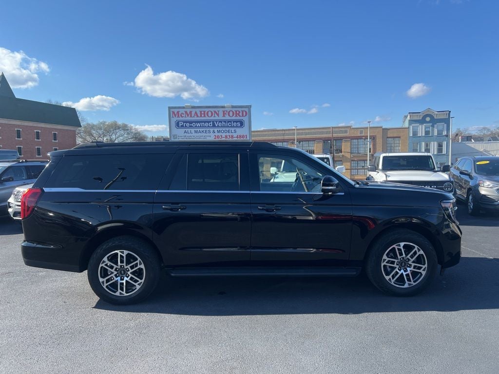 2025 Ford Expedition Max Active