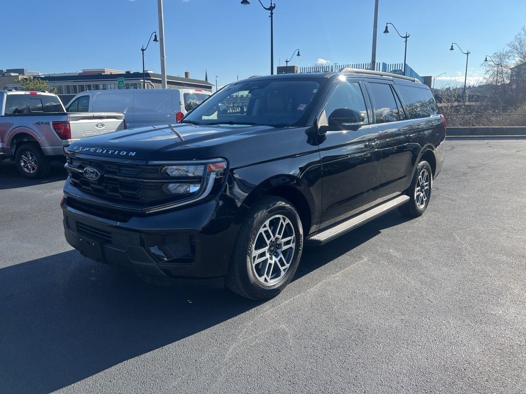 2025 Ford Expedition Max Active