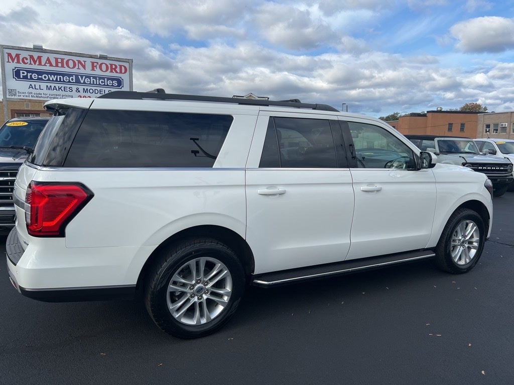 2022 Ford Expedition Max XLT