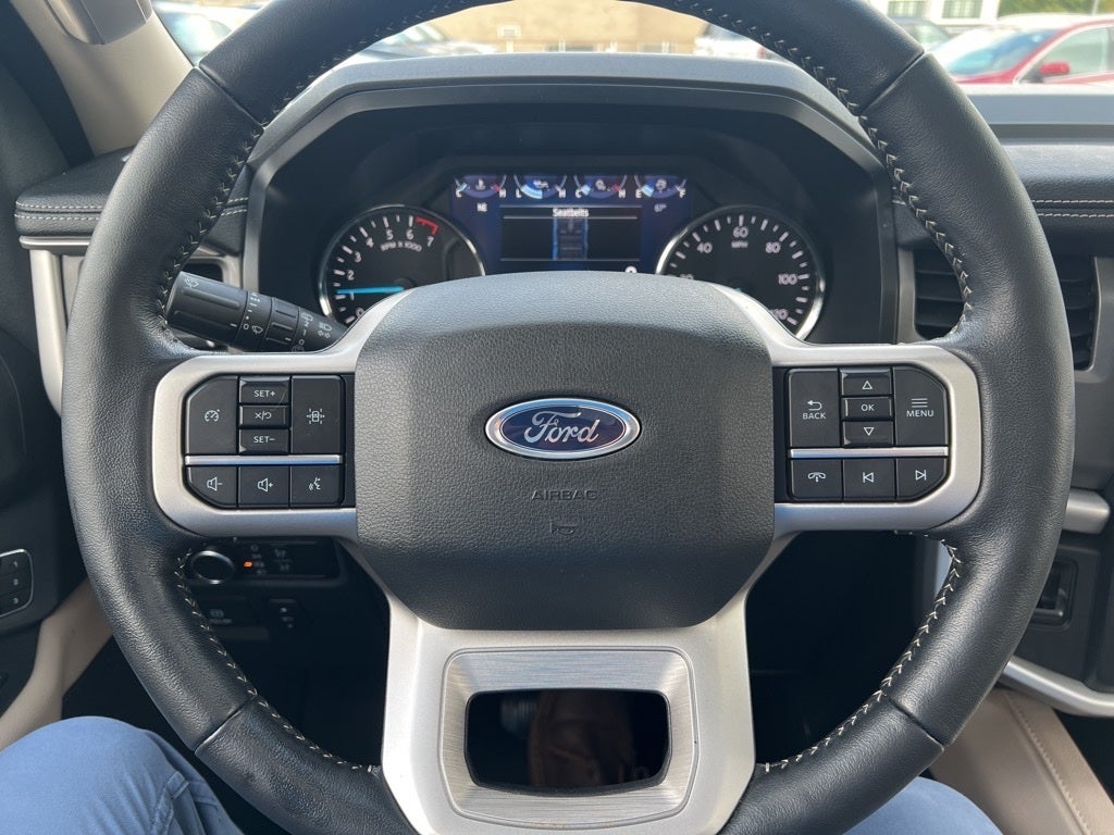 2022 Ford Expedition Max XLT