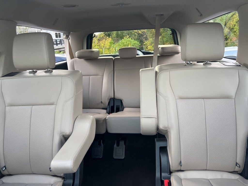 2022 Ford Expedition Max XLT