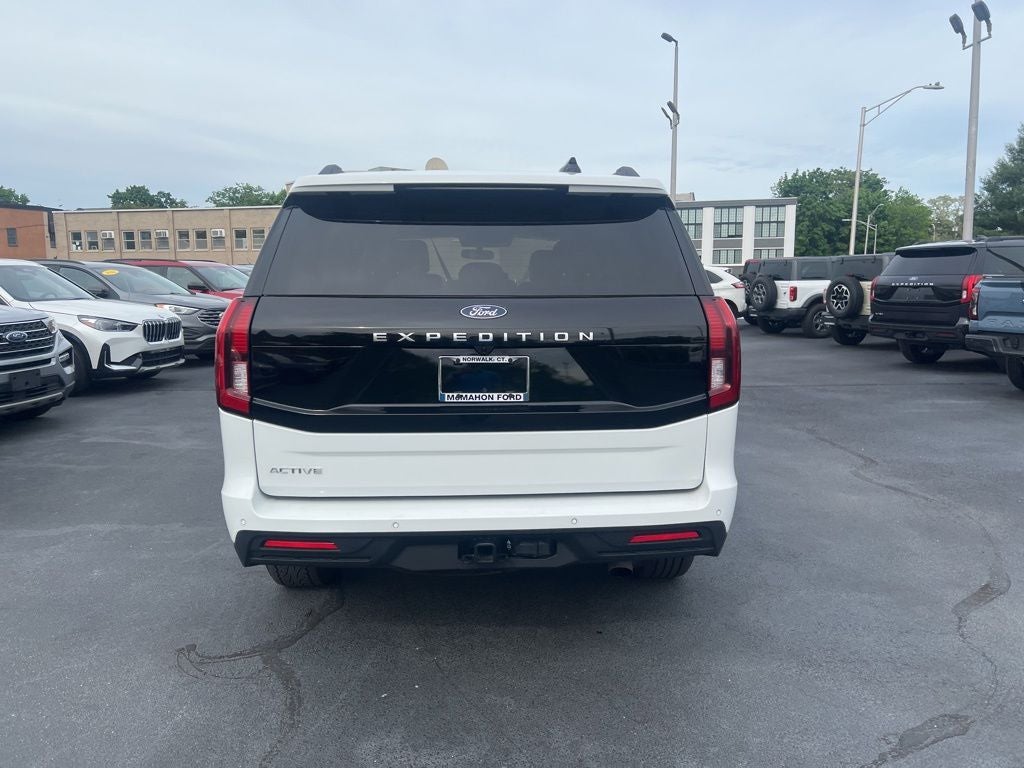 2025 Ford Expedition Active