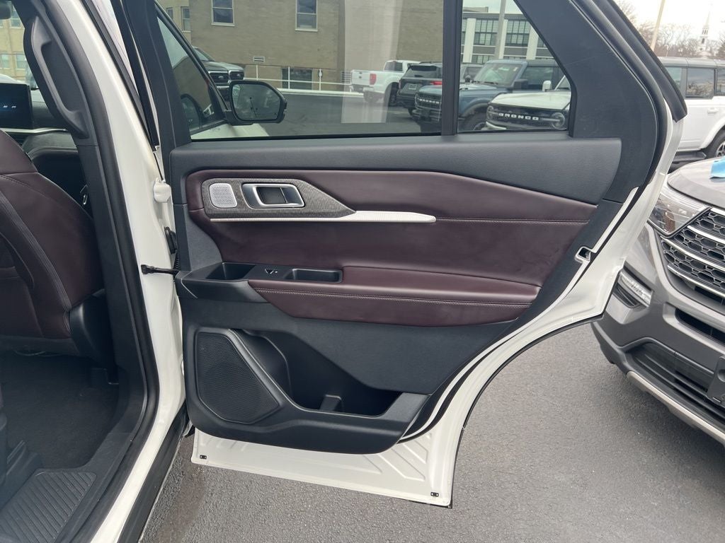 2025 Ford Explorer Platinum