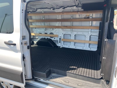 2022 Ford Transit-250 Base