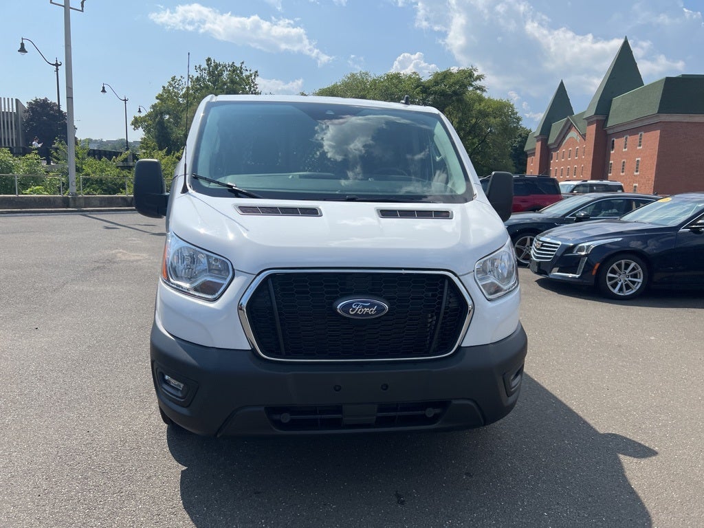 2022 Ford Transit-250 Base