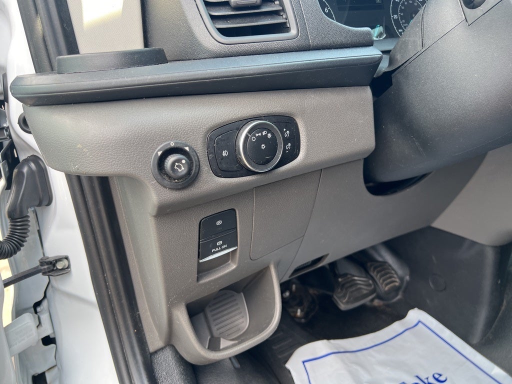 2022 Ford Transit-250 Base