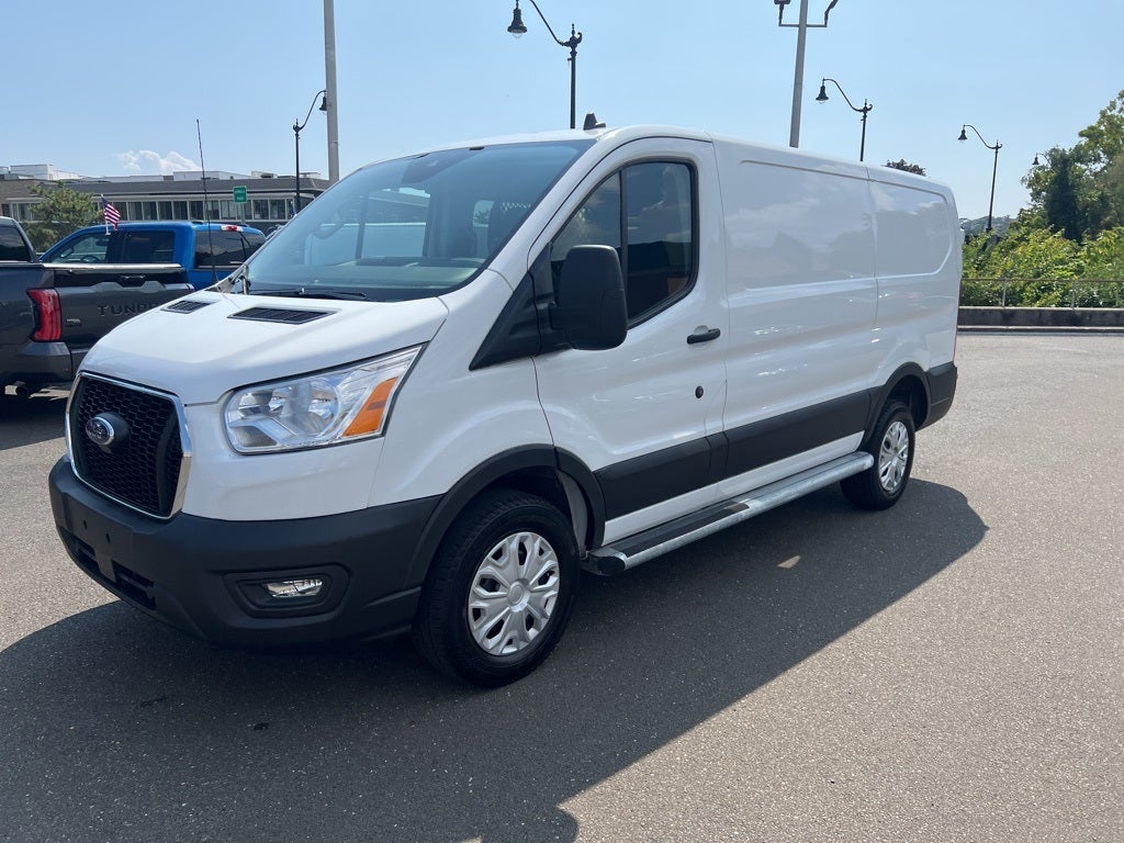 2022 Ford Transit-250 Base