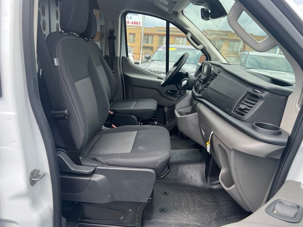 2025 Ford Transit-250 Base