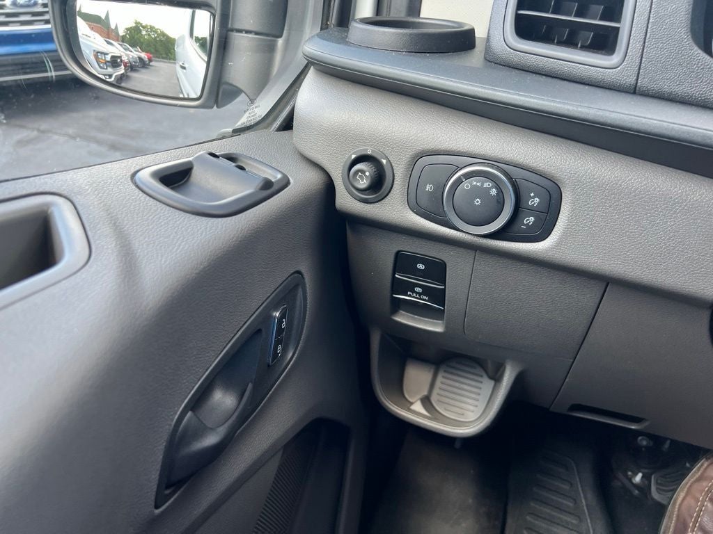 2025 Ford Transit-250 Base
