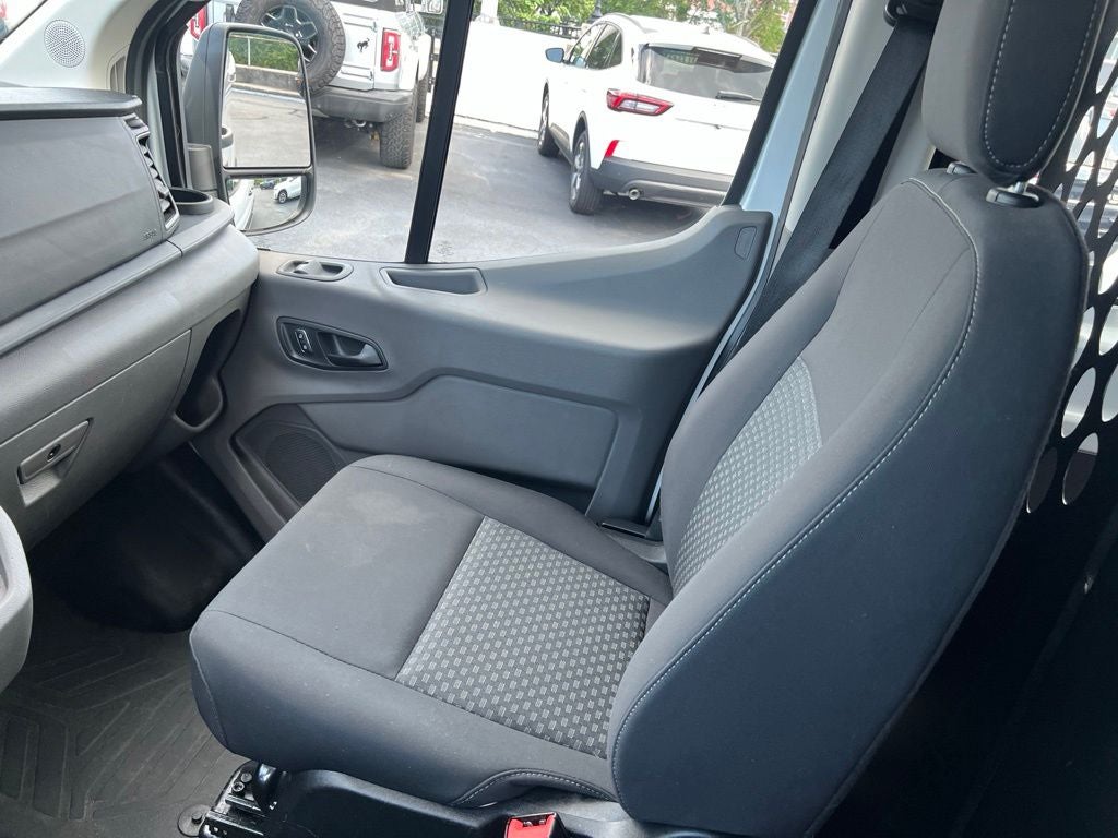 2025 Ford Transit-250 Base