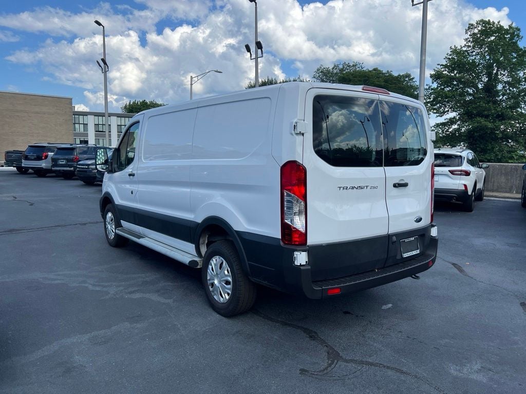 2025 Ford Transit-250 Base