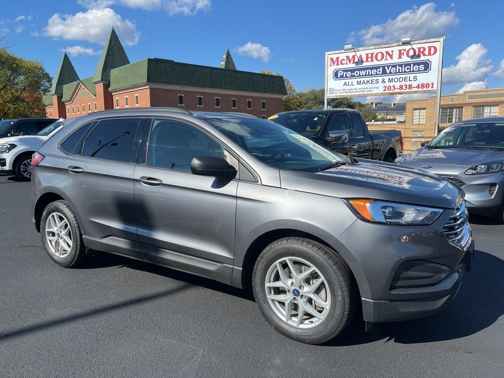 2022 Ford Edge SE