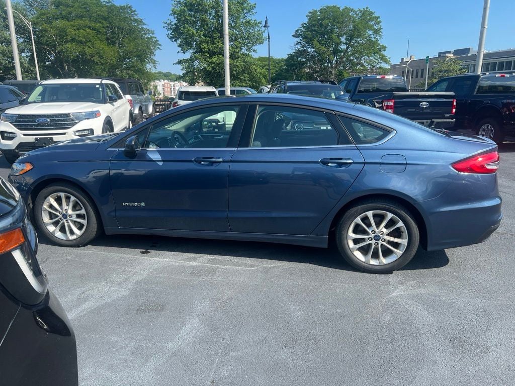 2019 Ford Fusion Hybrid SE