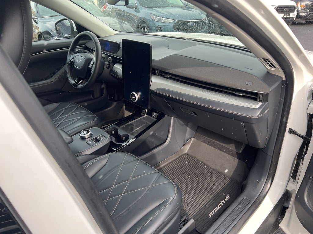 2021 Ford Mustang Mach-E Select