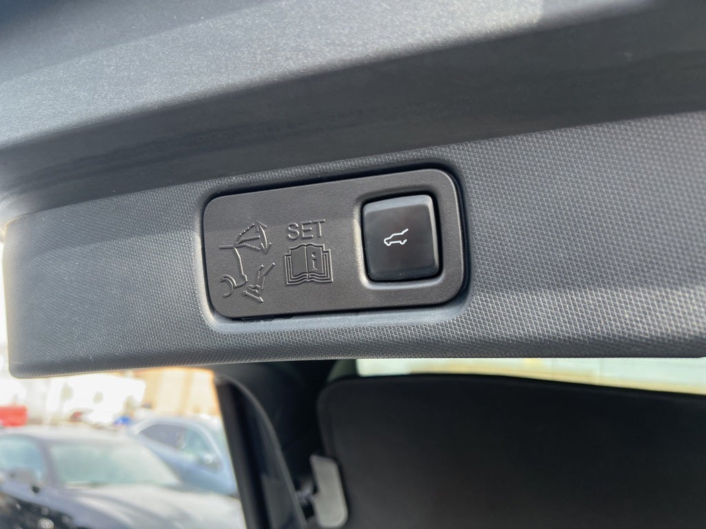 2021 Ford Mustang Mach-E Select