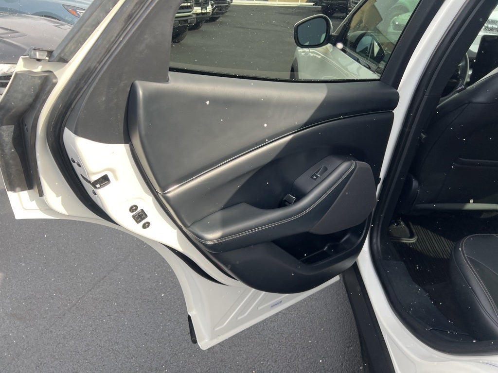 2021 Ford Mustang Mach-E Select